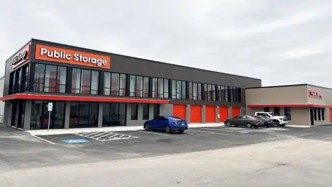 Public Storage photo 2