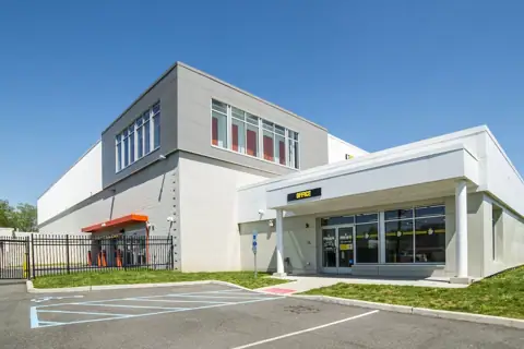 Storage King USA in Norwood, NJ