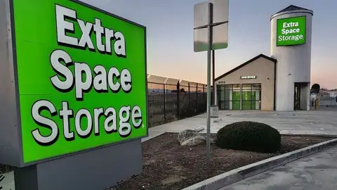 Extra Space Storage in Lancaster, CA