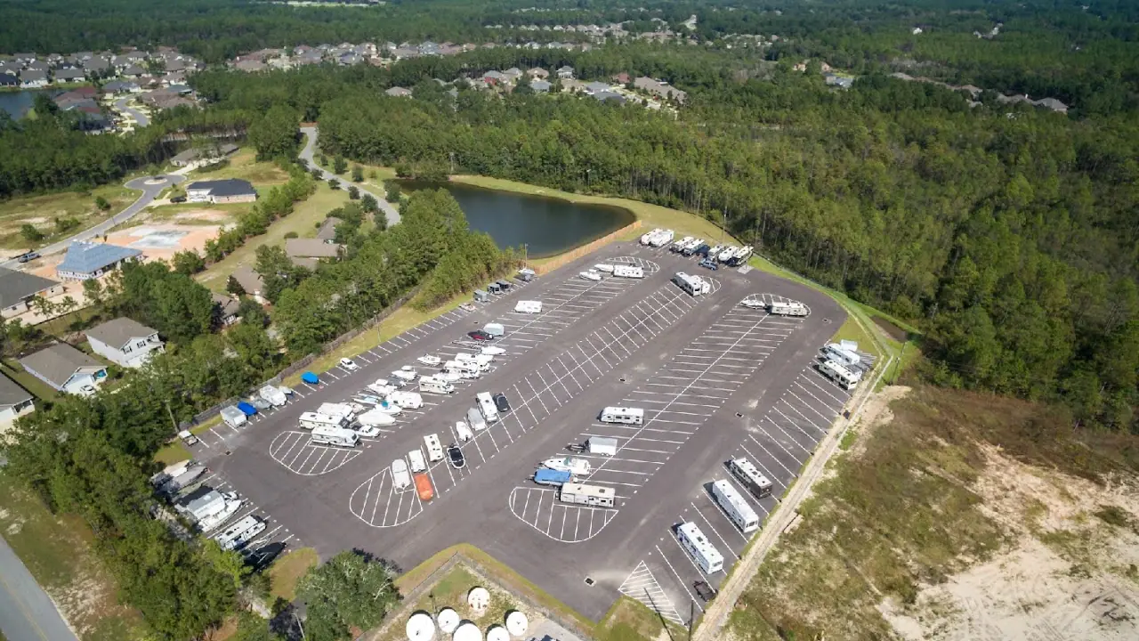 Hammock Bay RV & Boat Storage Lot, RV storage in Freeport