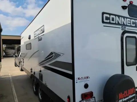 King Bros Boat Storage in Lake Dallas, TX