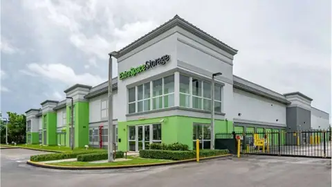 Extra Space Storage in Miami, FL