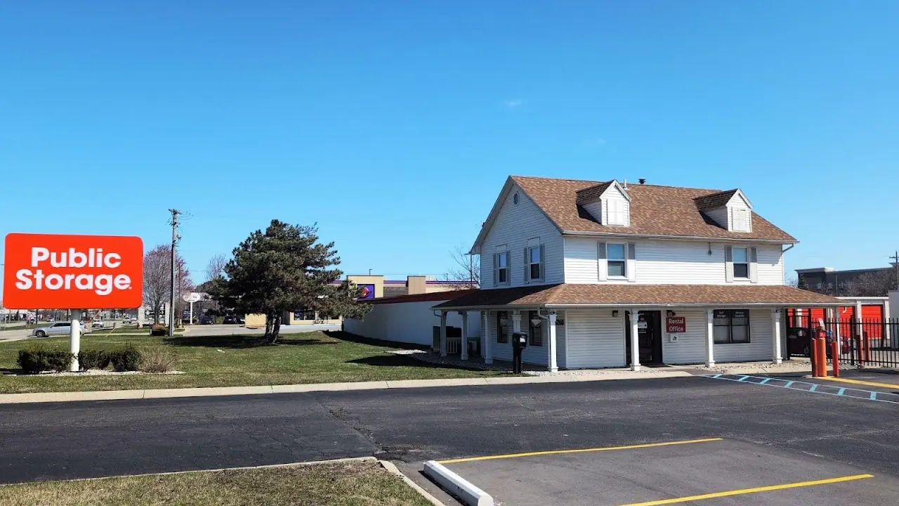 Public Storage, RV storage in Sterling Heights