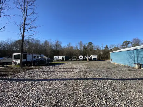 Jordan Harris Boat & RV Storage photo 2