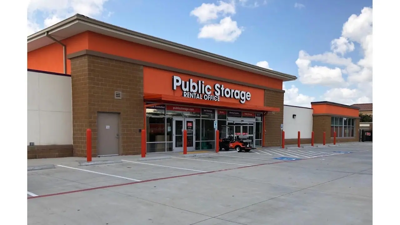 Public Storage, RV storage in Pearland
