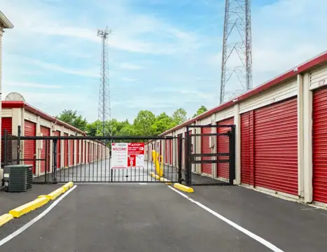 Devon Self Storage Cordova, Tennessee photo 3