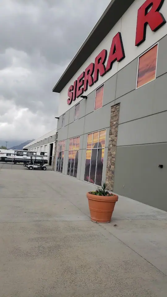 Blue Compass RV Ogden, RV storage in Marriott-Slaterville