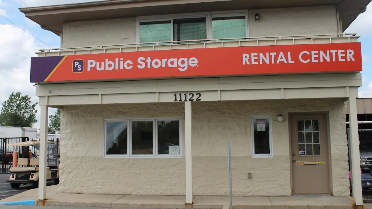 Public Storage, RV storage in West Allis