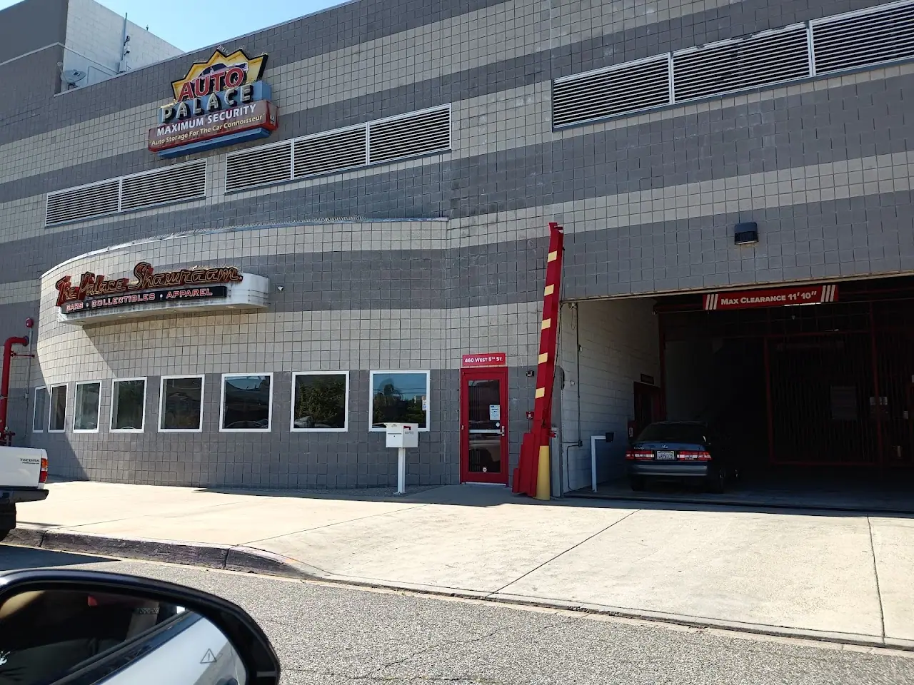 Auto Palace, RV storage in San Pedro