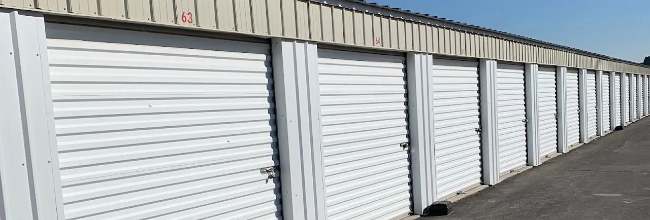 A Thrifty Storage, RV storage in Ontario