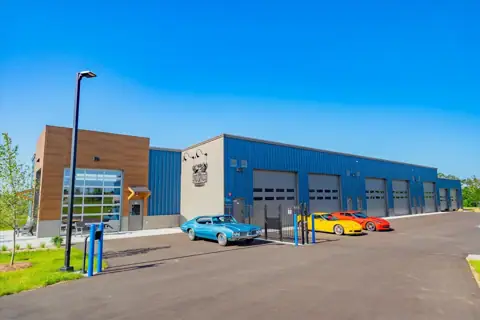 3rd Space Garages photo 2