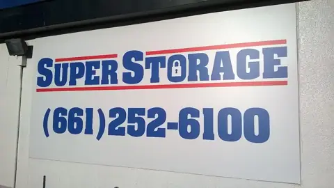 SuperStorage in Canyon Country, CA
