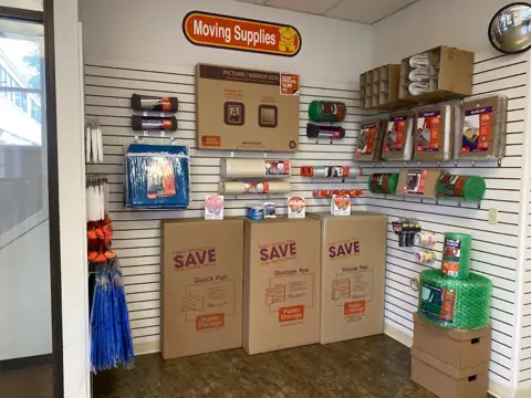 Public Storage photo 3