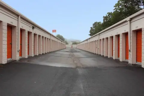 Public Storage photo 3