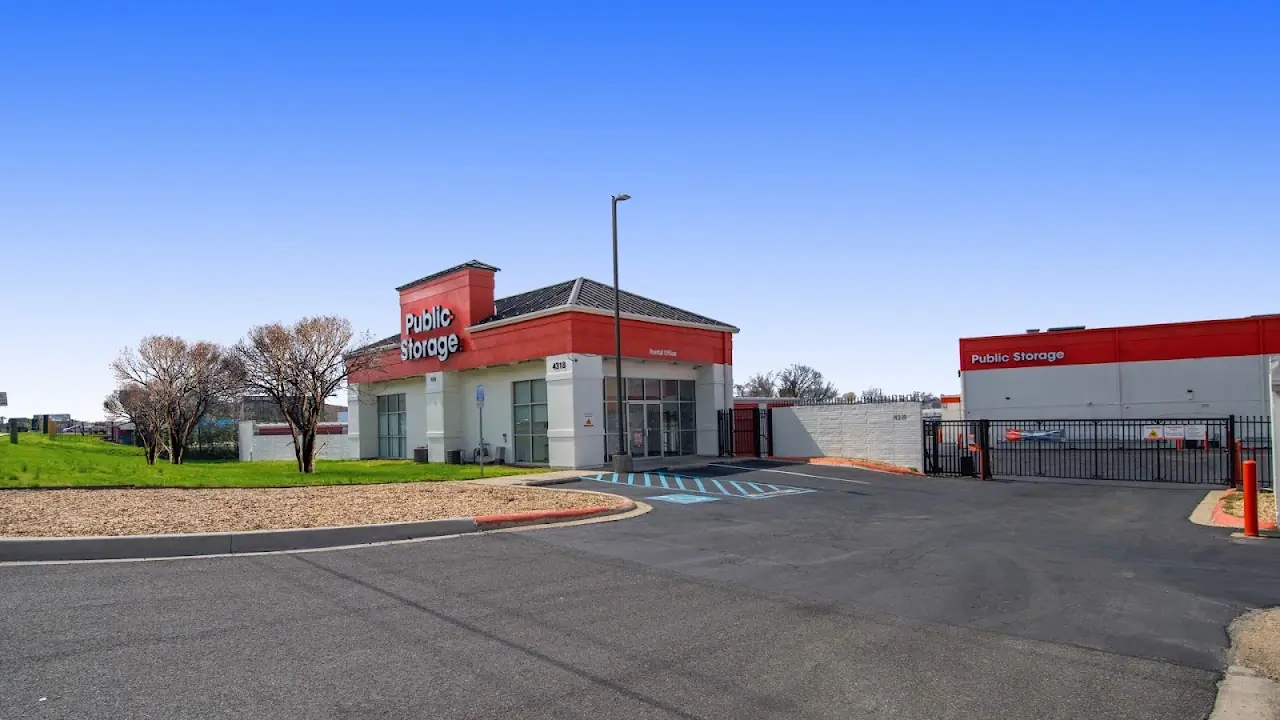 Public Storage, RV storage in Hyattsville