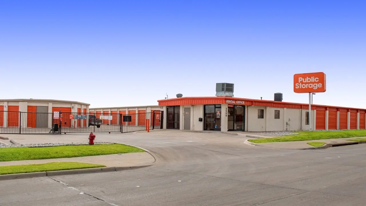 Public Storage, RV storage in Plano