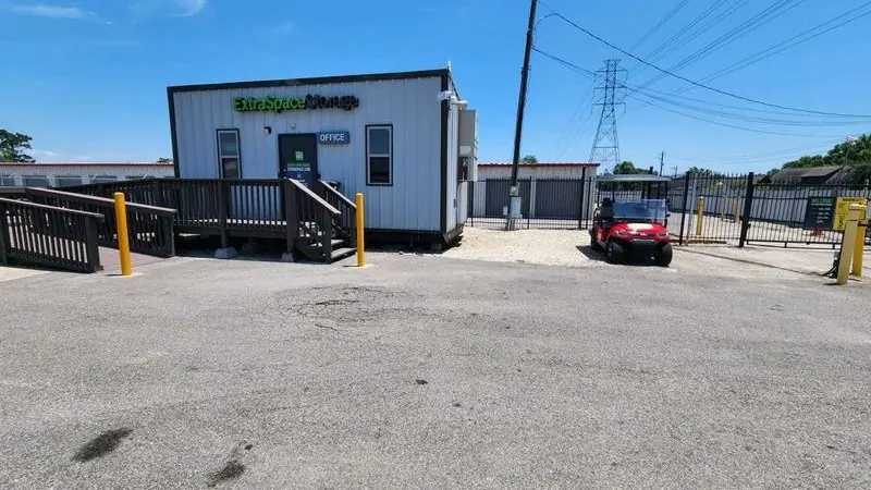 Extra Space Storage, RV storage in Baytown