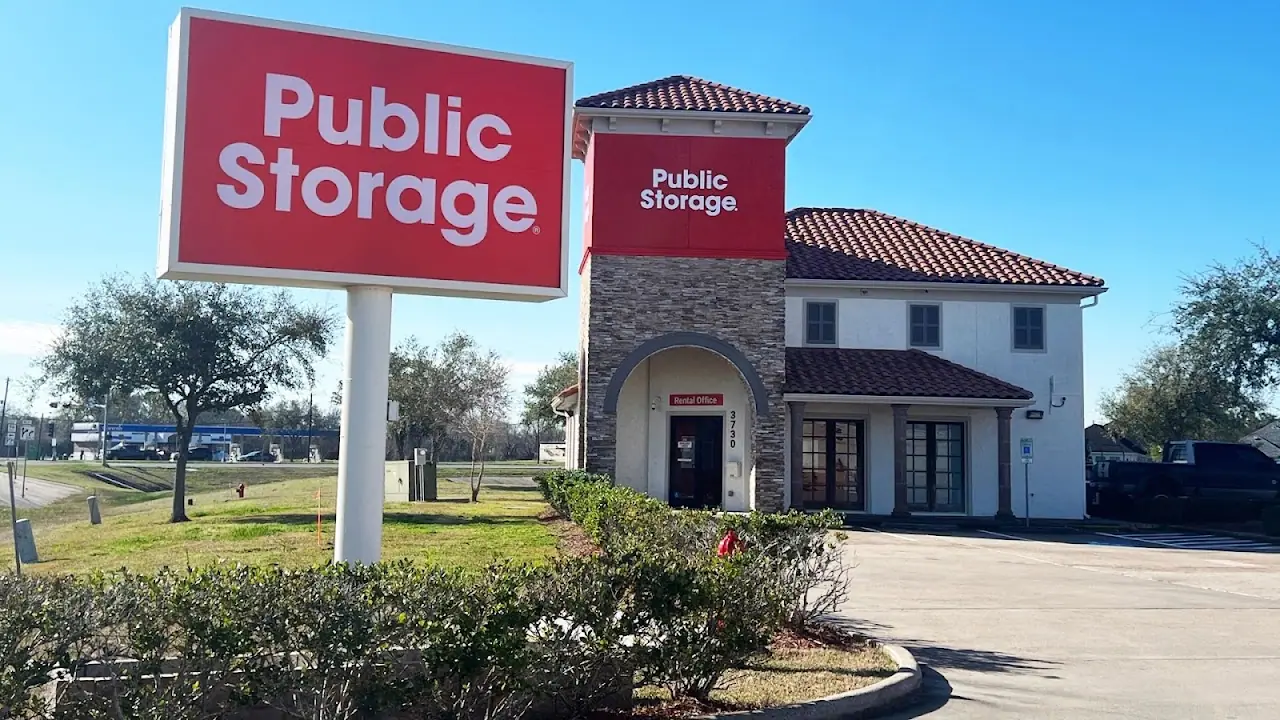 Public Storage, RV storage in League City