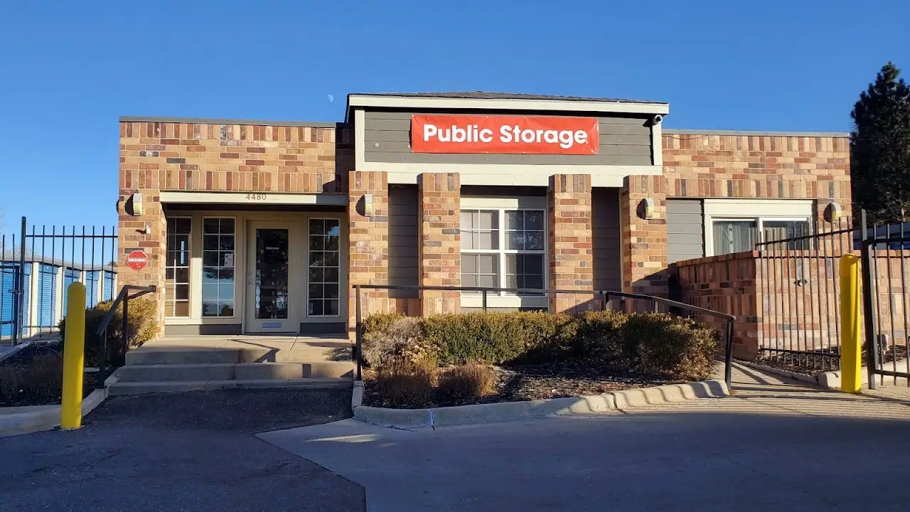 Public Storage, RV storage in Aurora