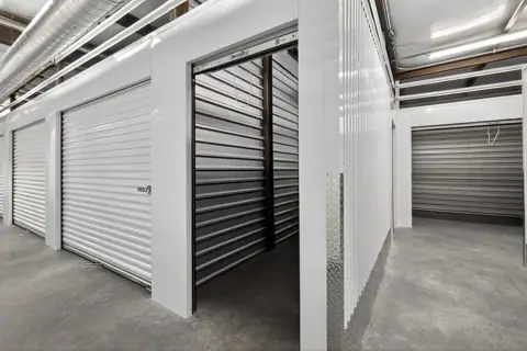 StorageMart photo 2