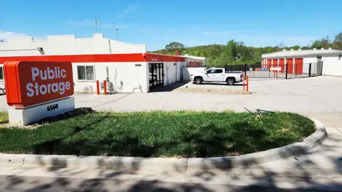 Public Storage photo 2