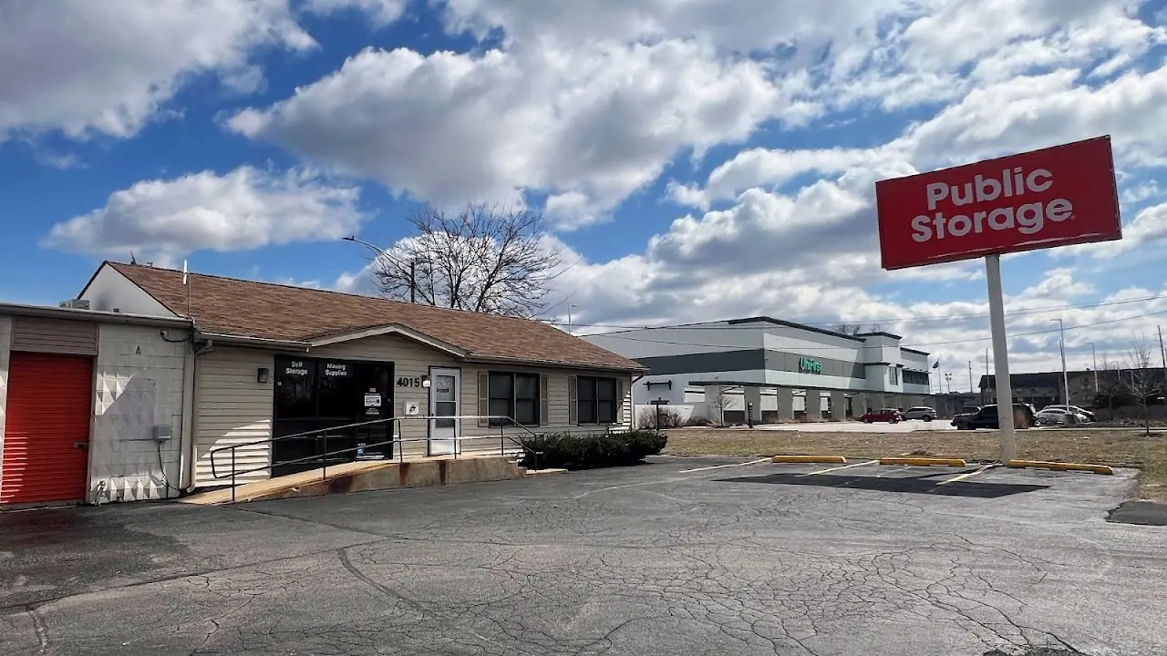 Public Storage, RV storage in Hammond