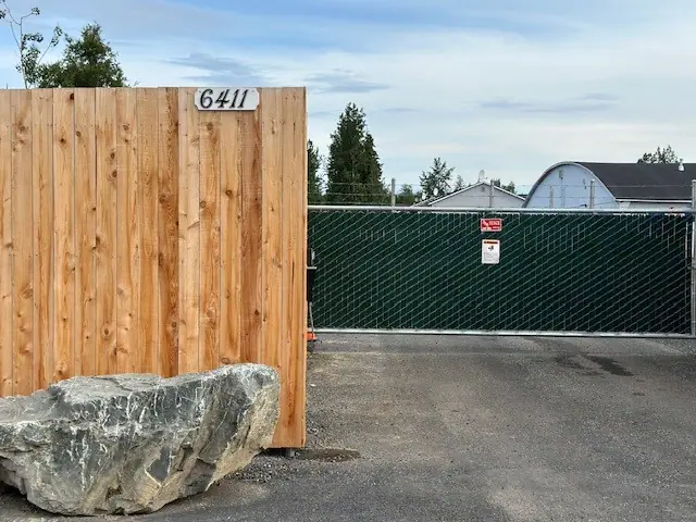Arctic Storage at Debarr, RV storage in Anchorage