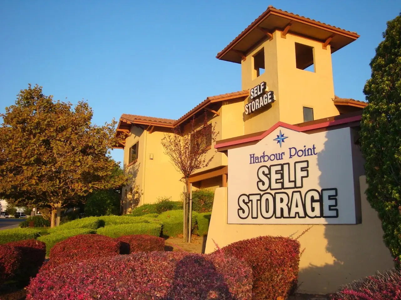 Harbour Point Self Storage, RV storage in Elk Grove