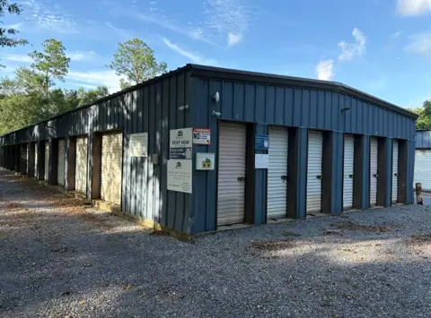 Dove Storage - Long Beach photo 3