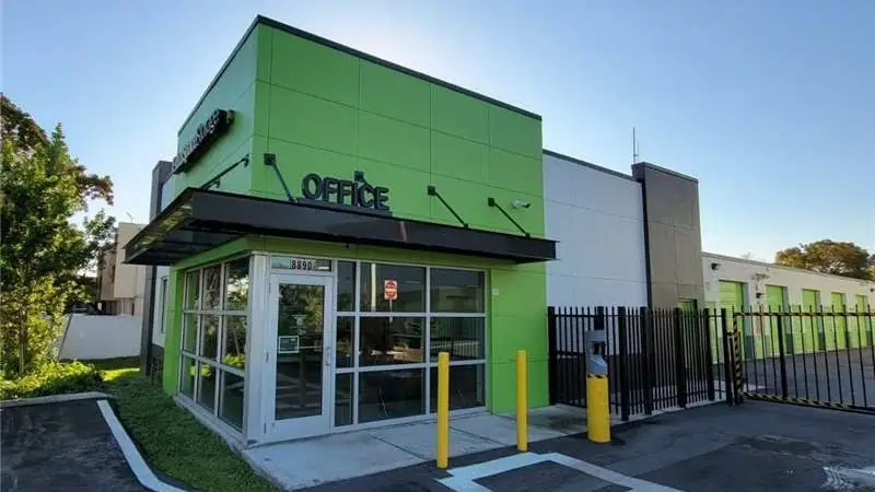 Extra Space Storage, RV storage in Miami