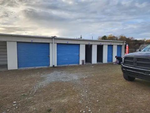 Blue River Storage photo 3