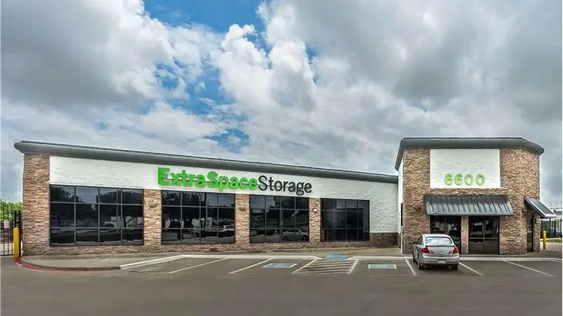 Extra Space Storage, RV storage in Plano