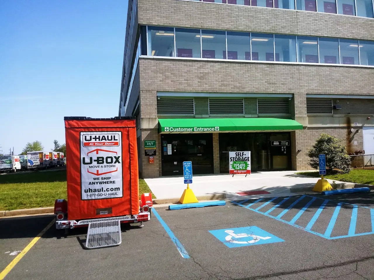 Self-Storage at U-Haul, RV storage in Herndon