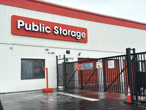 Public Storage photo 2