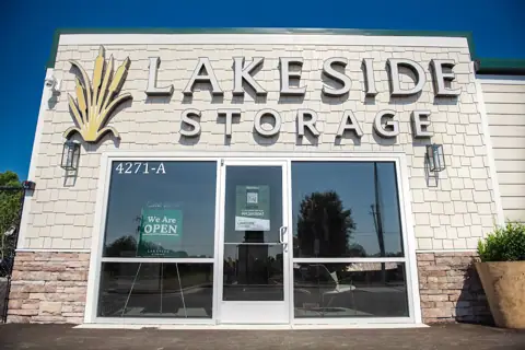 Lakeside Storage photo 3