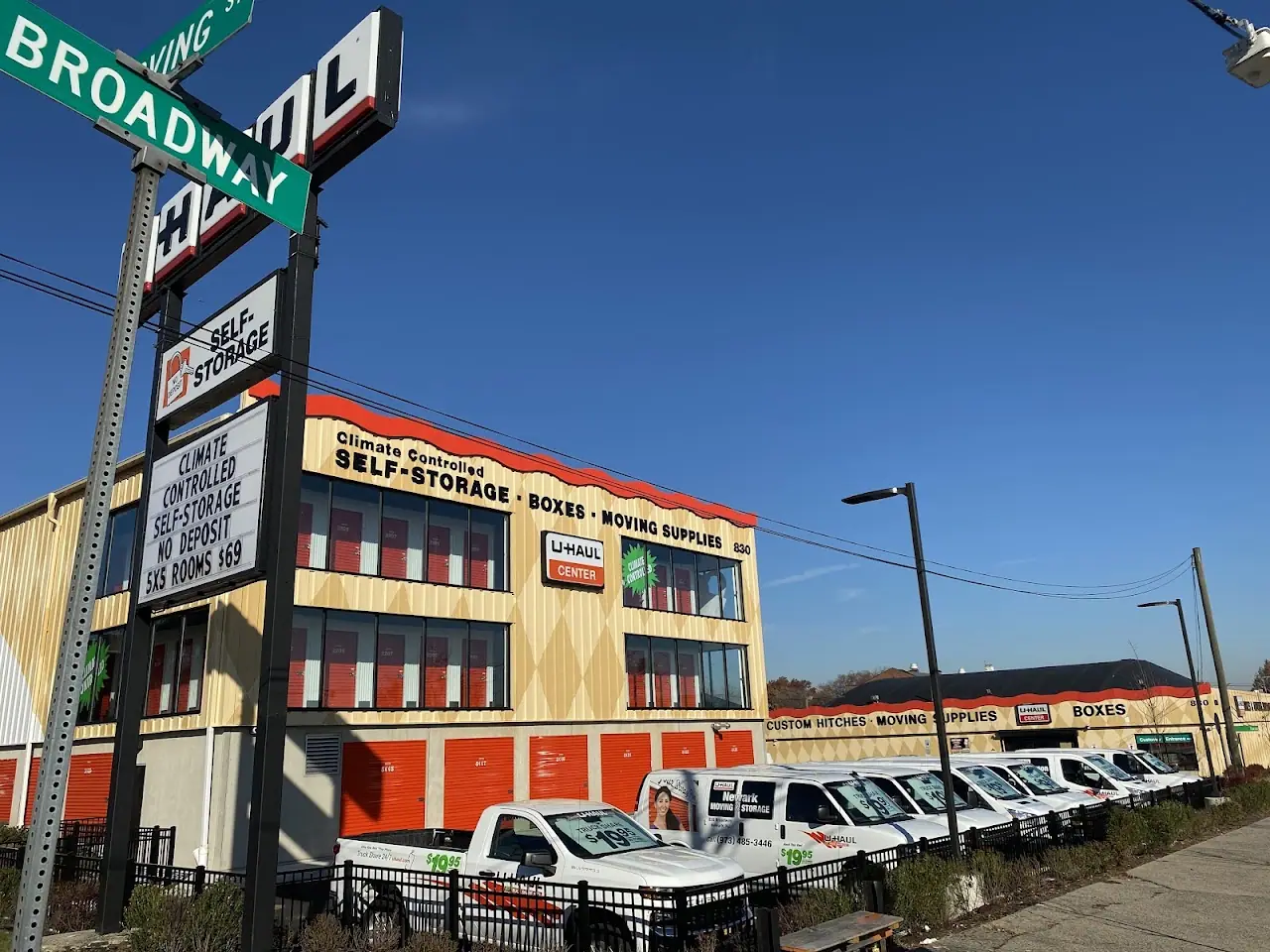 Self-Storage at U-Haul, RV storage in Newark