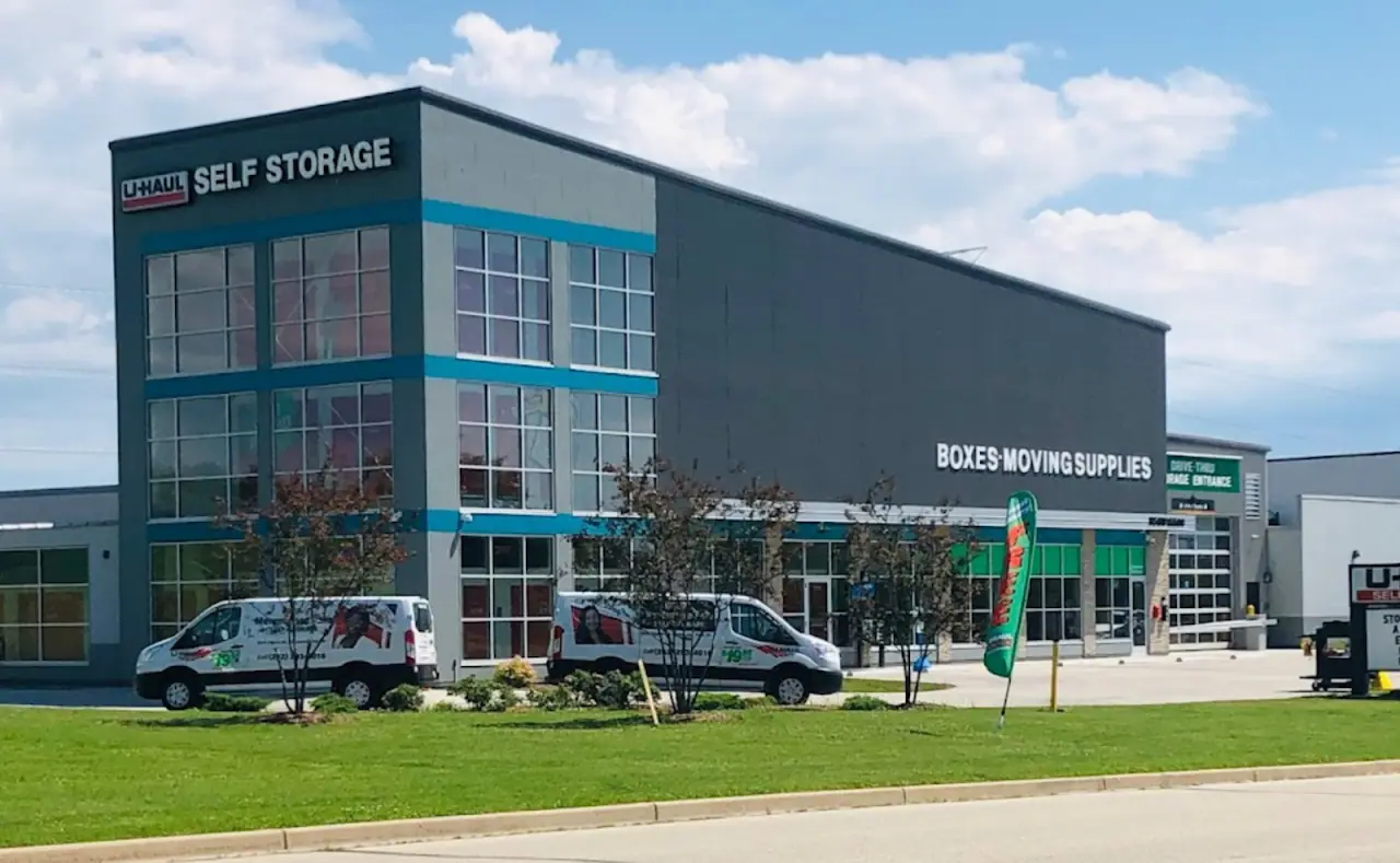 Self-Storage at U-Haul, RV storage in Menomonee Falls