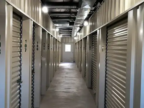 Mini Mall Storage - Parkersburg photo 2