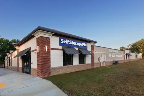Self Storage Plus in La Plata, MD