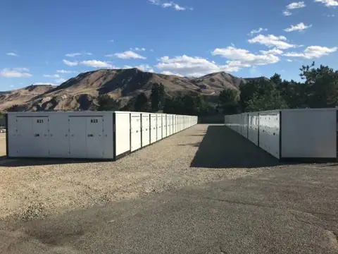 Vue Dale Self Storage photo 2