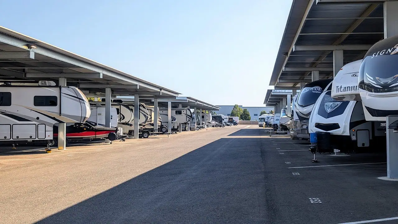 Outrig Storage, RV storage in West Sacramento