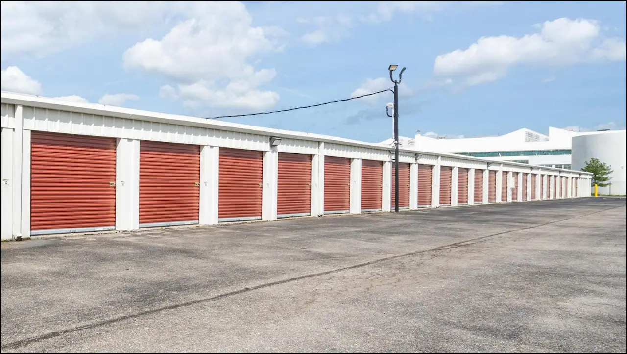 StorageMart, RV storage in Middle River