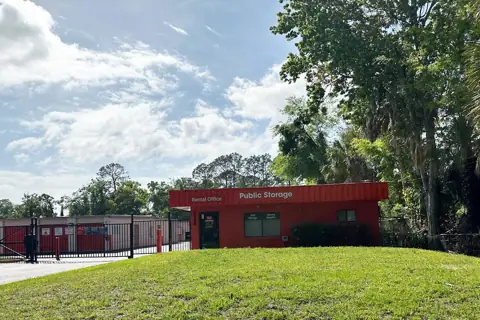 Public Storage photo 2