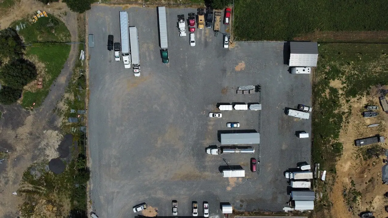 Hendricks Truck Parking, RV storage in Conway