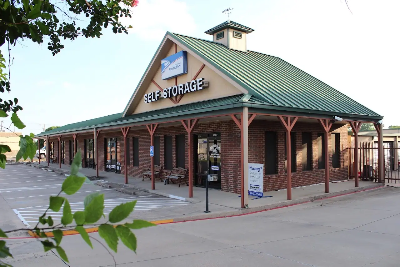 Rufe Snow Depot Self Storage, RV storage in Watauga