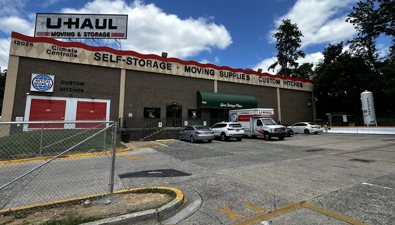 Self-Storage at U-Haul, RV storage in Rockville