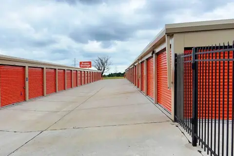 Public Storage photo 3