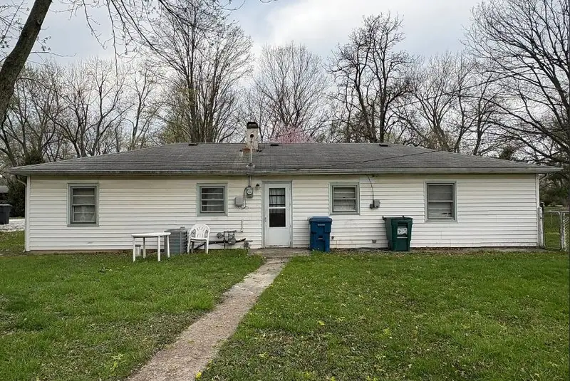 Dawkins Car & RV Storage of Indianapolis, RV storage in Indianapolis