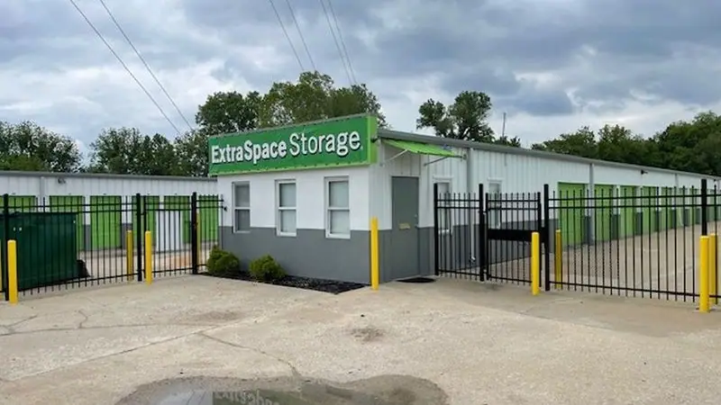 Extra Space Storage, RV storage in Grain Valley