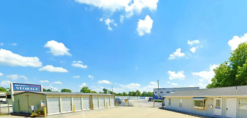 Discount Storage, RV storage in O'Fallon